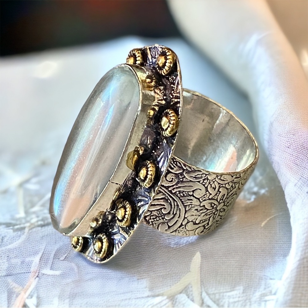 Clear “topaz” Two Toned Ring